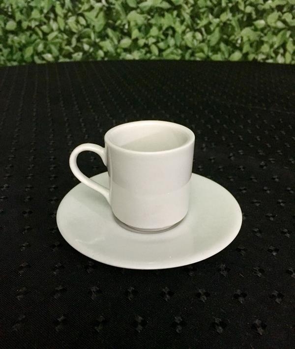 Xícara de Café Porcelana Lisa com Pires